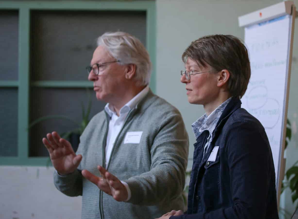 KERN is recent als affiliate-partner toegetreden tot de international Passive House Association, iPHA. Via het online-platform Connect Expert plus biedt KERN als iPHA zusterorganisatie een betere verbinding met de wereldwijde ontwikkelingen van passief bouwen renoveren. Hiermee ondersteunt KERN passiefhuis-professionals met energiezuinig, betaalbaar en integraal ontwerpen en bouwen. Lowtech.