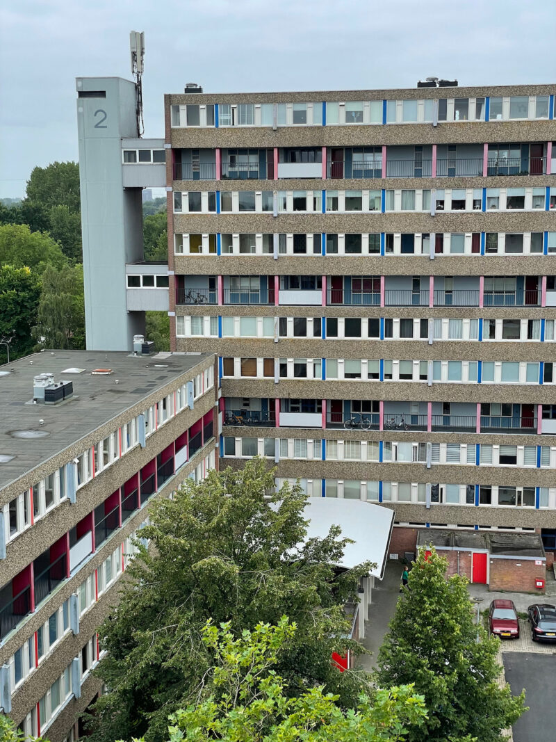 Bestaande situatie VvE-appartementengebouw De Meerpaal Groningen woonlastenneutrale renovatie_BouwNext